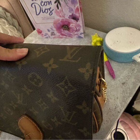 Louis Vuitton Monogram Cartouchière MM Vintage - Picture 16 of 16